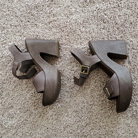 Kork-Ease Kenora Platform Sandals - Picture 2 of 6